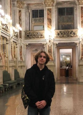 Leonid, 21, Repubblica Italiana, Calcinato