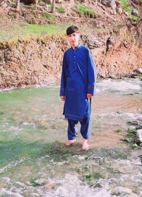 محمود درویش, 18, جمهورئ اسلامئ افغانستان, کابل