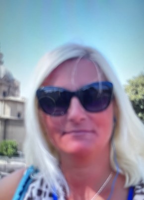 Lena, 46, Russia, Moscow