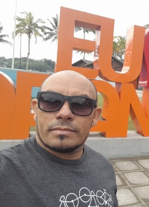 João, 42, República Federativa do Brasil, Paranaguá