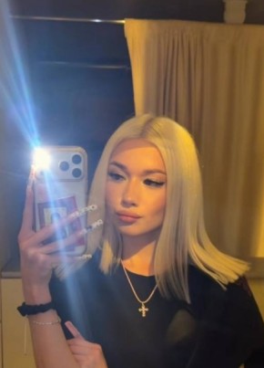 ангелина из Адлера 19 лет