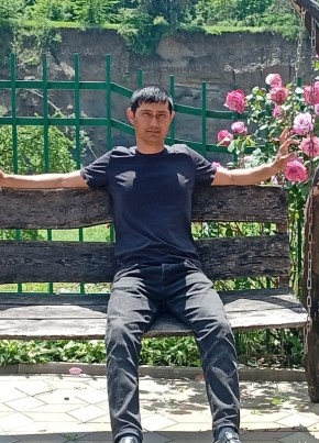 Меня зовут серда из Майкопа 35 лет