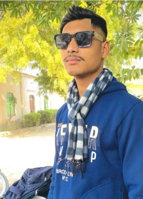 Daman Chauhan, 20, India, Delhi