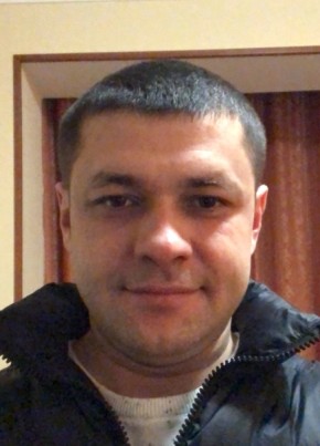 Максим из Москвы 33 года