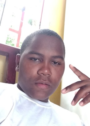 Samuel, 18, Dominican Republic, Salvaleon de Higuey