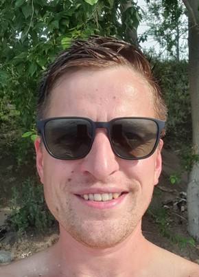 Андрей, 38, Россия, Окуловка