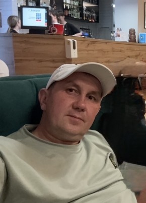 Евгений из Нового Уренгоя 42 года