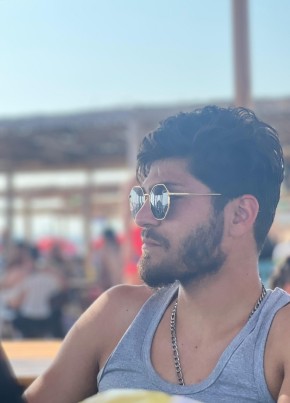 Mhnnd из بَيْرُوت 24 года