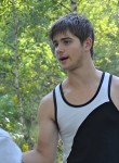 денис, 24 года