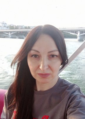 Инна из Воронежа 48 лет