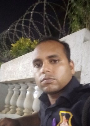 Indrajeet, 27, India, Mumbai