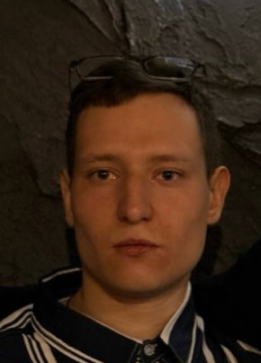 Максим из Сибая 23 года