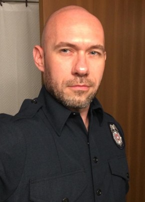 Sergey из Seattle 44 года