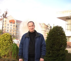Арсен, 59 лет, Київ