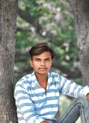 Mr raj, 18, India, Gorakhpur (State of Uttar Pradesh)