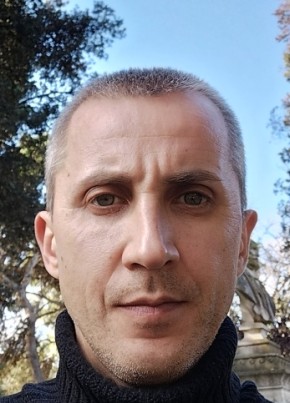 Dimitro, 41, Repubblica Italiana, Salerno