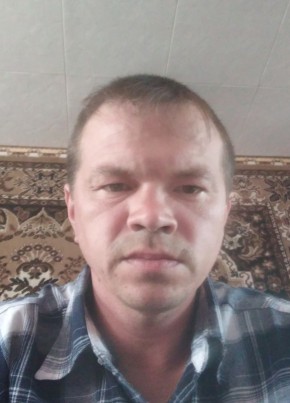 Александр из Котельниково 43 года