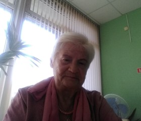 Ирина, 82 года, Санкт-Петербург