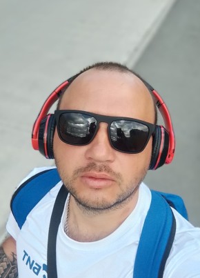 Дмитрий из Батайска 35 лет