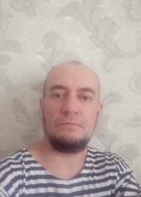 андрей из Энгельса 45 лет