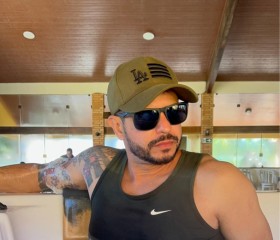 Jefferson, 35, Curitiba