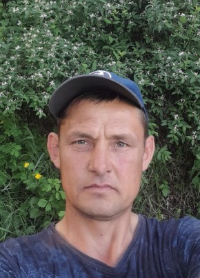 Aleksey, 39, Russia, Krasnoshchekovo