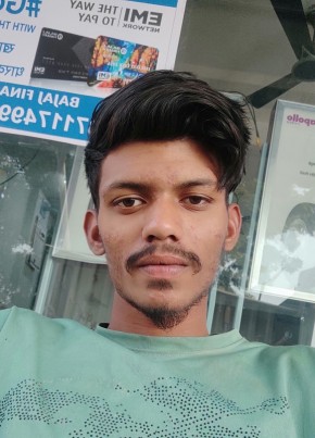 Ayan Khan, 20, India, Dhule