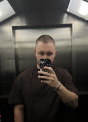 Михаил из Ростова-на-Дону 23 года