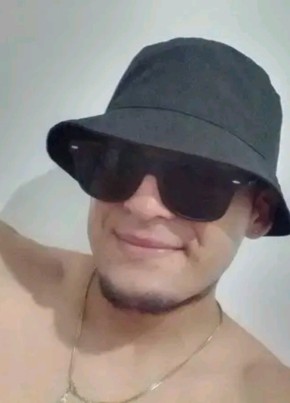 Josue из León 23 года