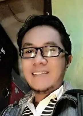 Oscar из Djakarta 46 лет