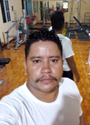 Jorge escalon, 35, República de El Salvador, San Salvador