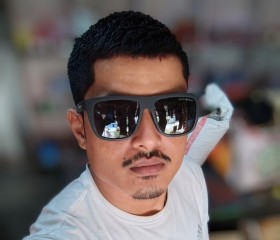 Dev kuwar, 30, Shiliguri