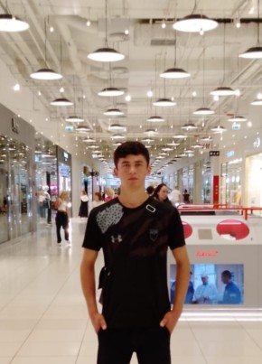 Mukhammad, 20, Russia, Moscow