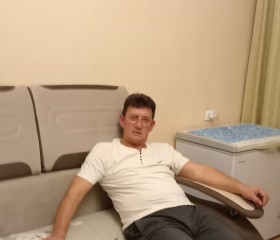 Александр, 48 лет, Владивосток