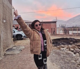 Melanie, 19, Arica