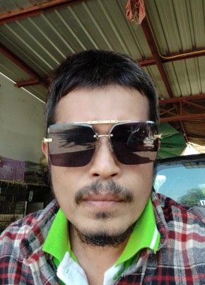 T, 42, Thailand, Lop Buri
