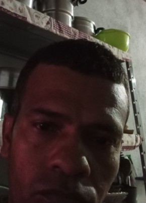 Daniel, 31, República Federativa do Brasil, Januária