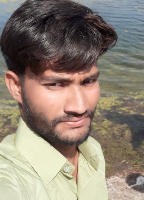 Abid Ali, 22, India, Ahmedabad