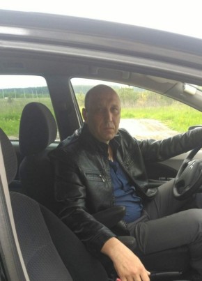 Роман из Кольчугино 46 лет