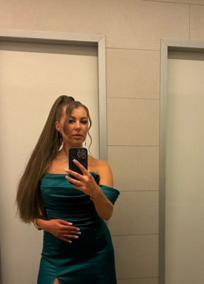 YULIA