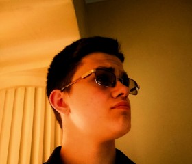 Konstantin, 18, Belgorod