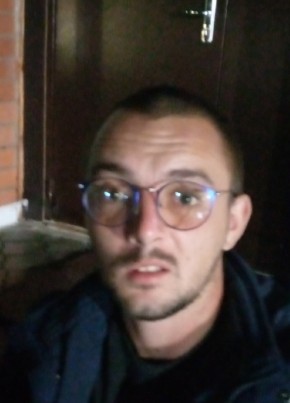 Макс, 27, Россия, Погар