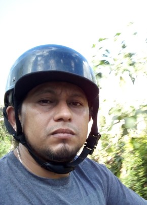 Geovan Xixmena, 35, Estados Unidos Mexicanos, Mérida