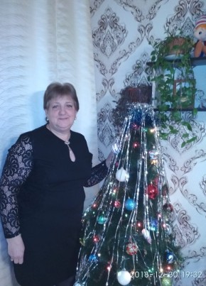 Вера, 61, Россия, Тверь