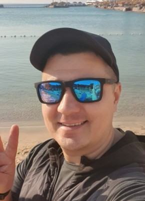 Антон из Екатеринбурга 39 лет