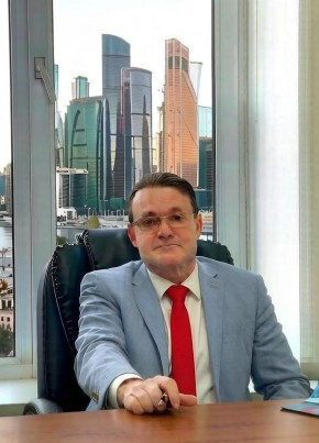 Андрей из Екатеринбурга 51 год