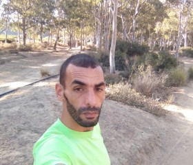 Belkacem, 37, Ech Chettia