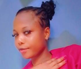 Smart Amanda, 24, Lagos