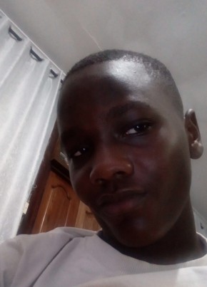 Michael, 25, Tanzania, Dar es Salaam