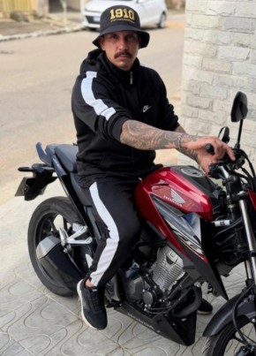 Alex из Osasco 34 года